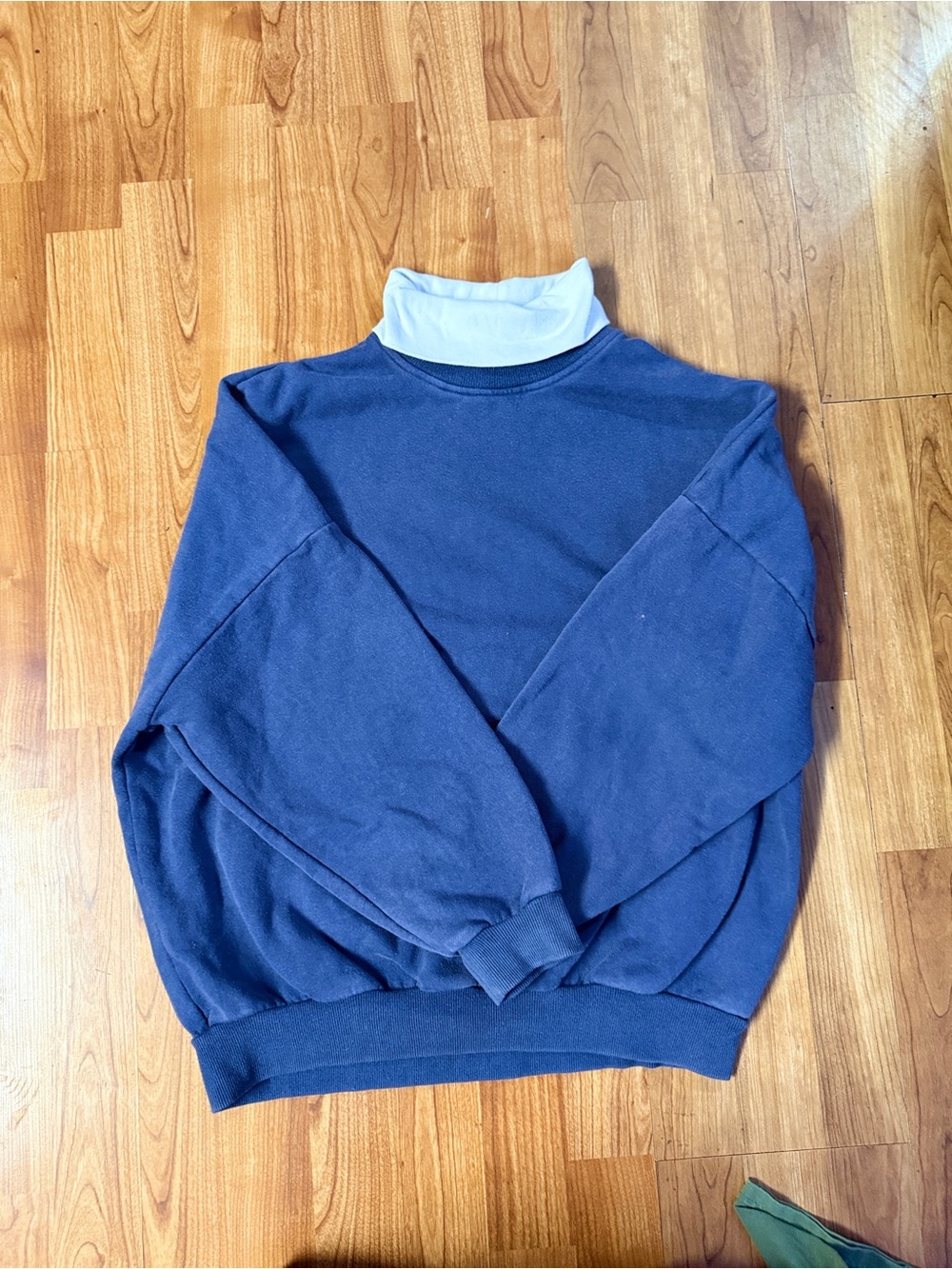 PacSun Navy Sweatshirt with White Mock Neck
